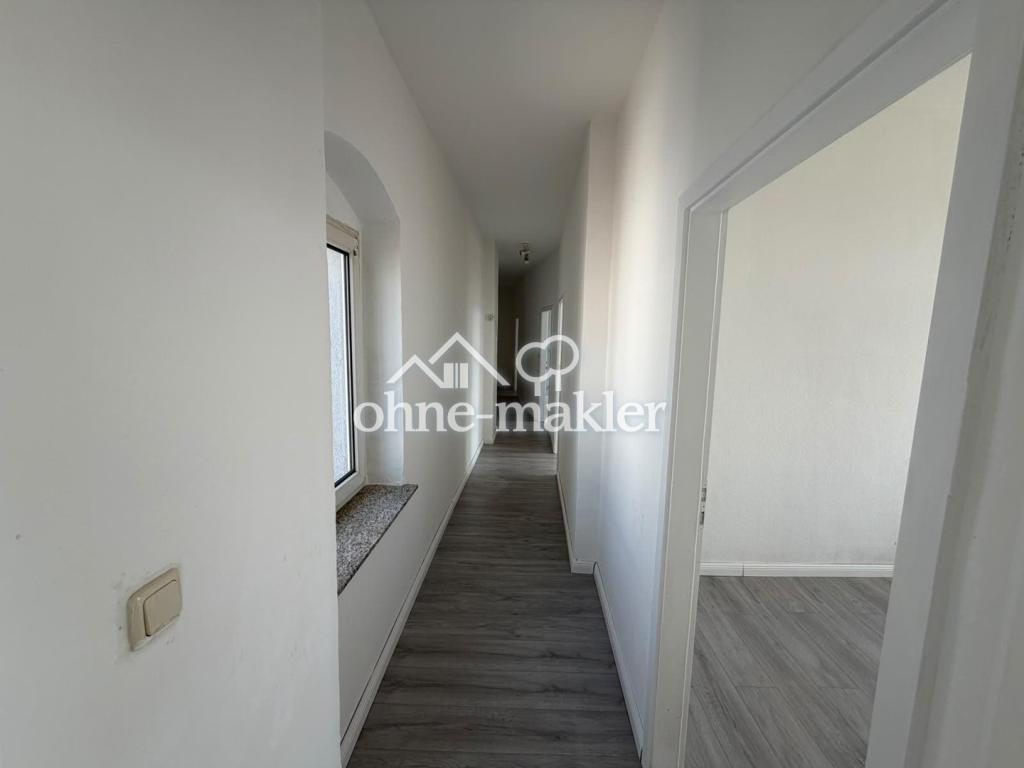 Erstbezug nach Sanierung: helle 3-Zimmer Altbau Whg. mit EBK im Herzen der Stadt - Photo 5