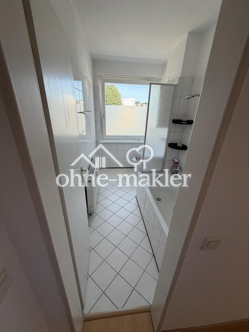 Helle 2-Zimmer-Wohnung in Salzgitter-Lebenstedt — oberste Etage, sofort frei - Foto 3