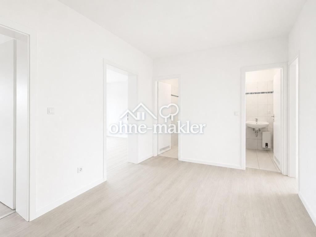 Renovierte 3,5-Zimmer-Wohnung mit Balkon und Fußbodenheizung - Photo 5