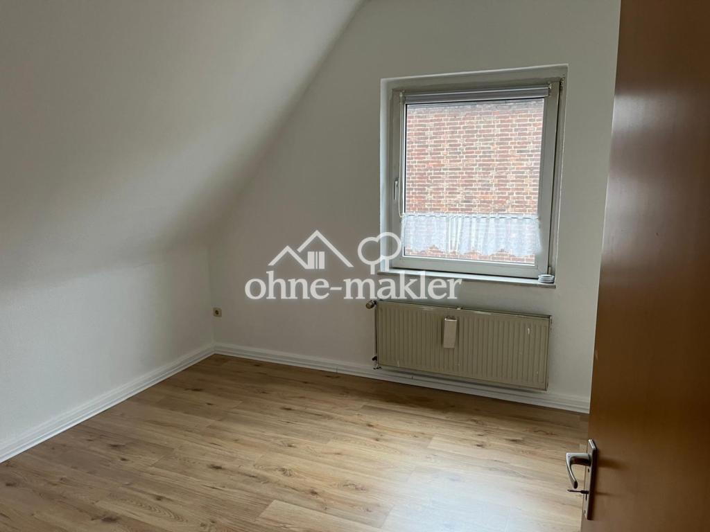 Gepflegte 2-Zimmer-Dachgeschosswohnung in Oberhausen – ab 01.11.2026 zu vermieten - Foto 1