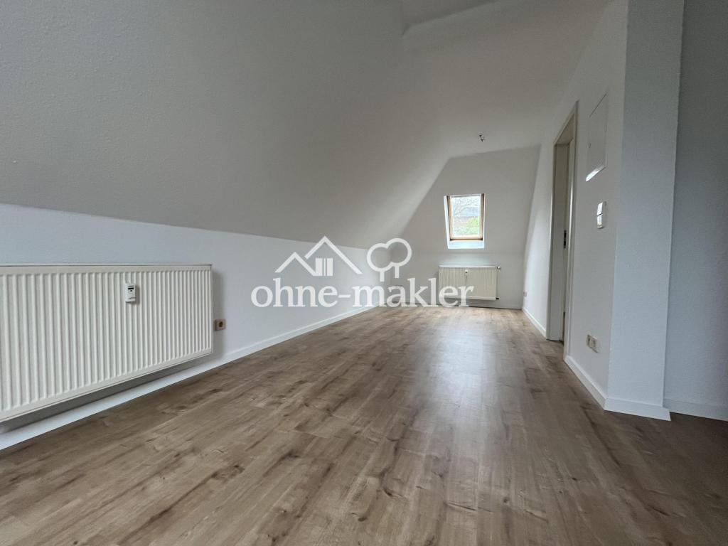helle kleine 2-Raumwohnung in Chemnitz im Dachgeschoss - Foto 4