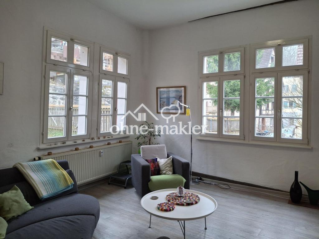 gepflegte 4,5-Zimmer Wohnung mit Gartenanteil am Rand der Altstadt - Photo 1