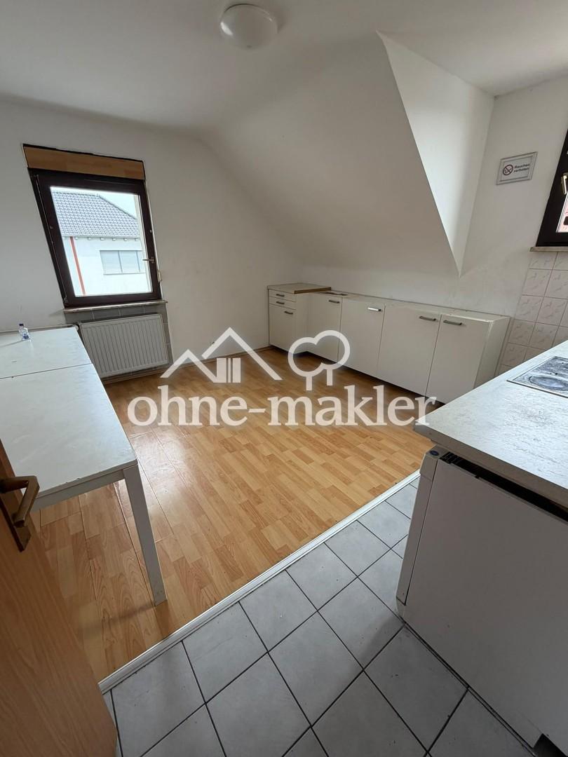 Zweifamilienhaus mit ca. 200 m² und 9 Zimmern in Erlensee – nur als gesamtes Haus zu vermieten - Foto 2