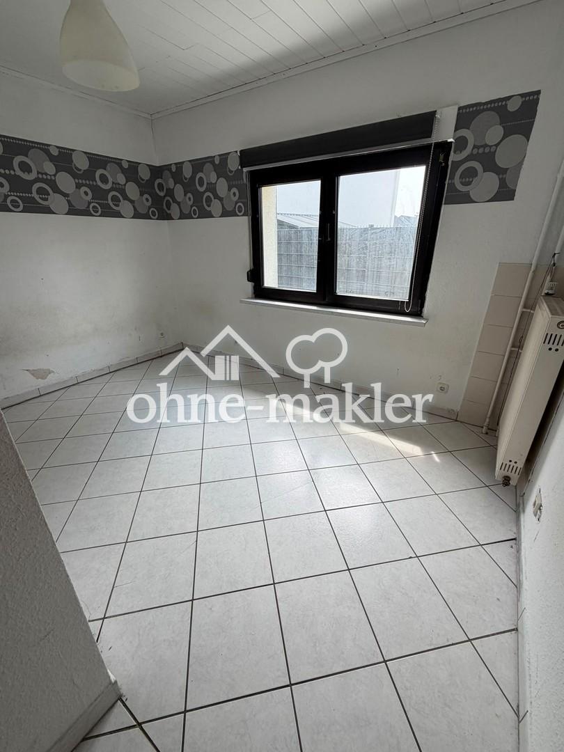 Zweifamilienhaus mit ca. 200 m² und 9 Zimmern in Erlensee – nur als gesamtes Haus zu vermieten - Foto 1