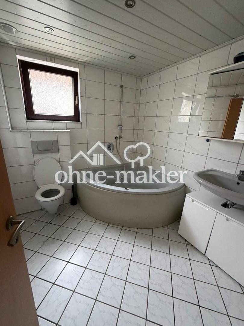 Zweifamilienhaus mit ca. 200 m² und 9 Zimmern in Erlensee – nur als gesamtes Haus zu vermieten - Photo 5