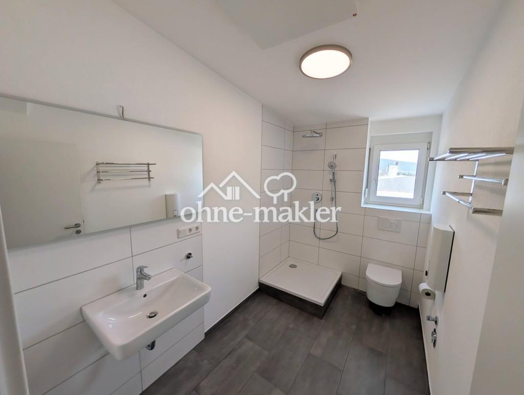 3-Zi.-DG-Wohnung mit Klima - Erstbezug nach Sanierung - Foto 2