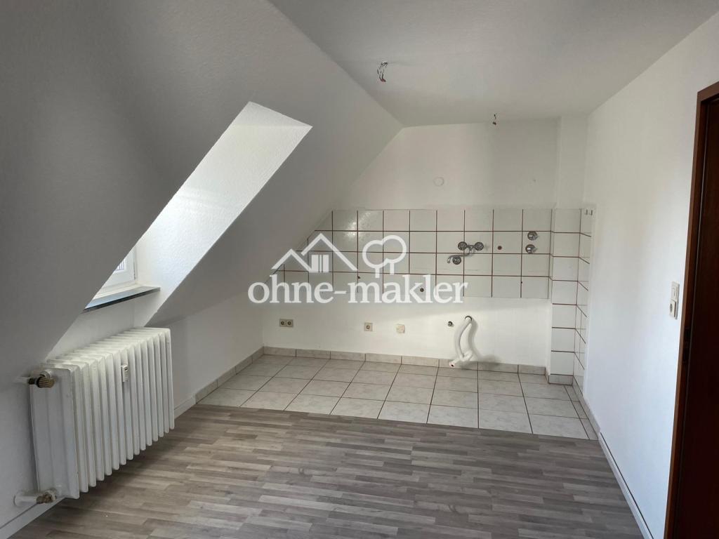 Mitten in Altenbochum – freundliche 3 Zimmer DG-Wohnung in ruhiger Lage mit eigenem Park - Photo 2