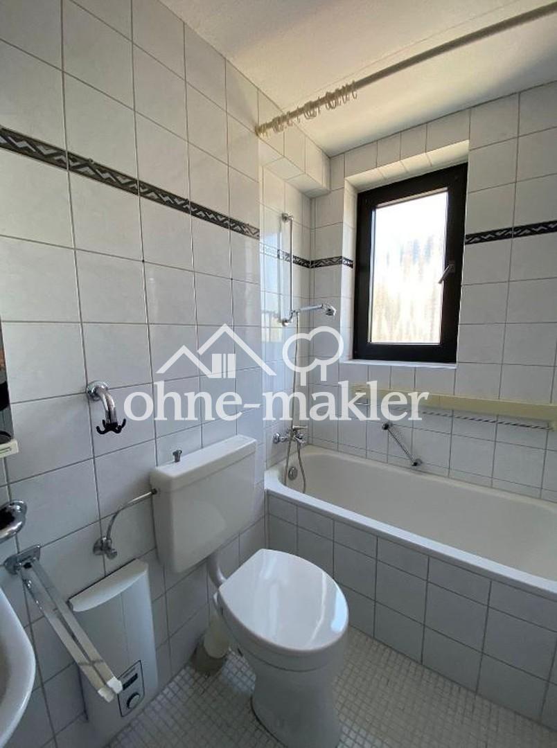 Moderne 3-Zimmer-Wohnung mit zwei Balkonen und neuer Einbauküche - Photo 4