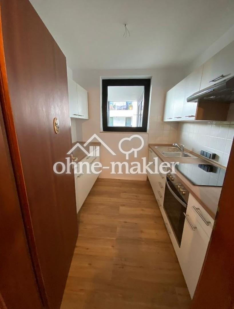 Moderne 3-Zimmer-Wohnung mit zwei Balkonen und neuer Einbauküche - Photo 2