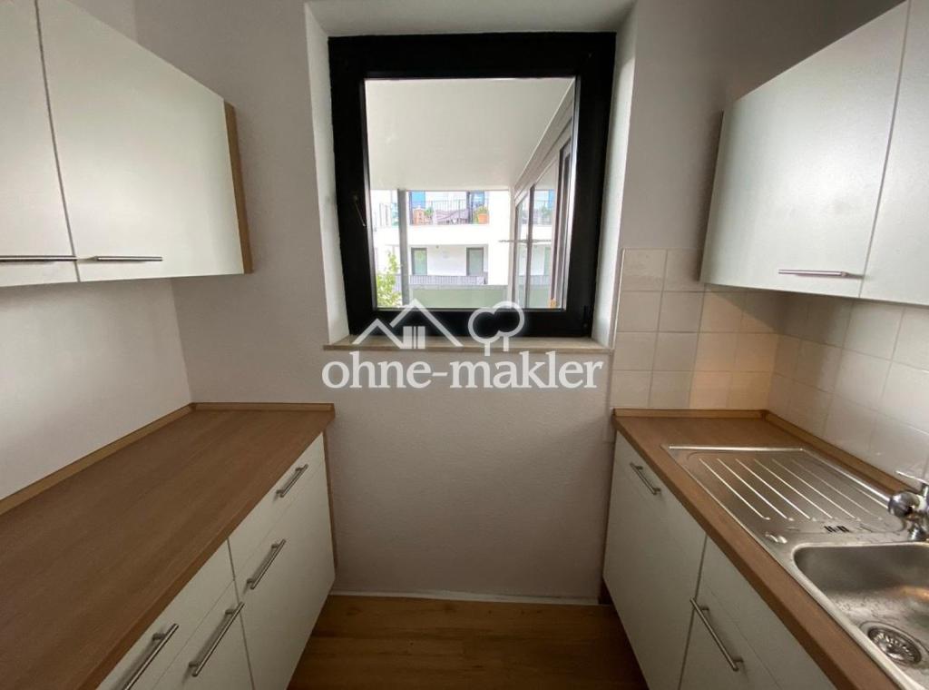 Moderne 3-Zimmer-Wohnung mit zwei Balkonen und neuer Einbauküche - Photo 3