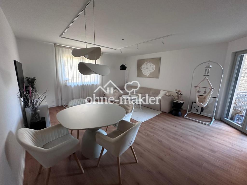 Exklusive 3 - Zimmer-Wohnung mit Balkon, Wallbox und Mieterstrom im Ortskern von Weilbach - Photo 1