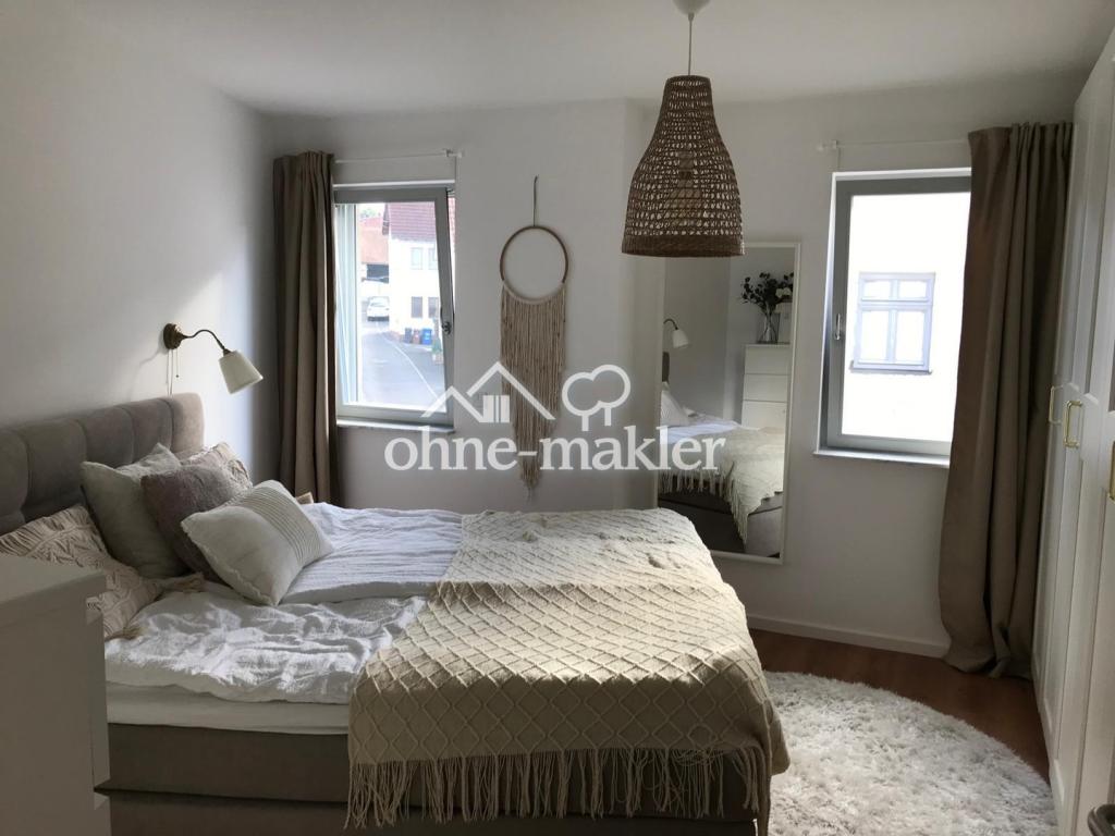 Exklusive 3 - Zimmer-Wohnung mit Balkon, Wallbox und Mieterstrom im Ortskern von Weilbach - Photo 2