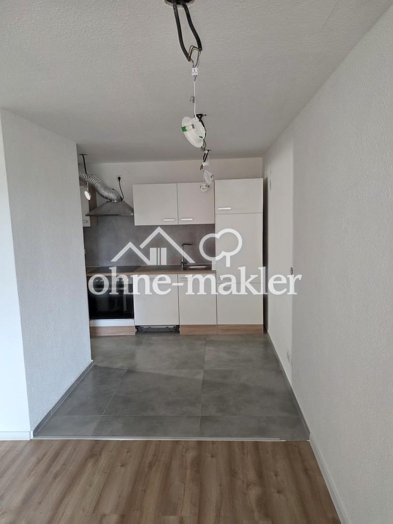 Frisch renovierte 1-Zimmer-Wohnung mit Wintergarten & Stellplatz in Ludwigsburg-Neckarweihingen - Photo 5