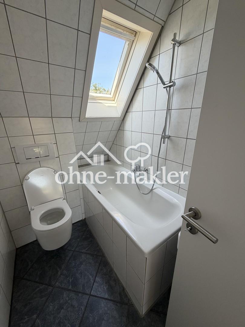 Renovierte DG-Wohnung in zentraler Lage von Bottrop-Boy - Photo 4