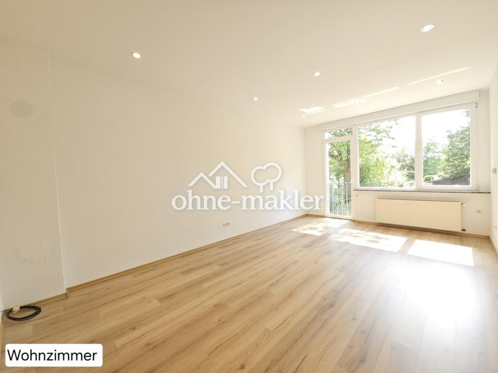Frisch renovierte 3-Zimmer-Wohnung mit neuem Laminatboden in ruhiger & zentraler Lage - Foto 2