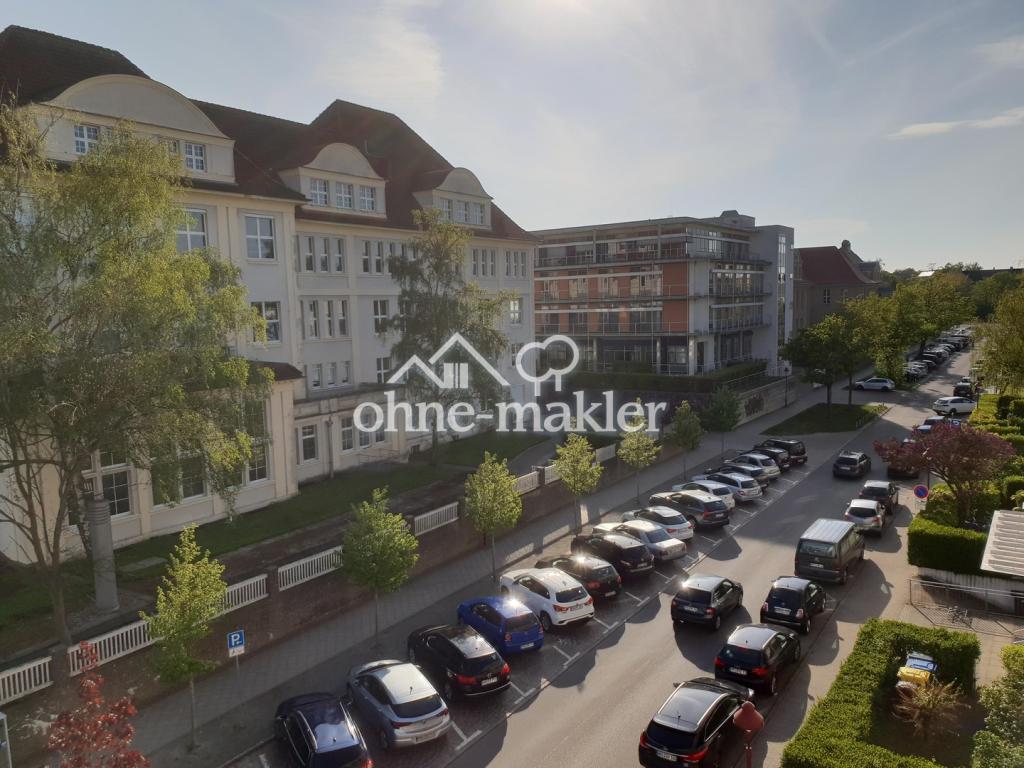 Sonnige 2-Zimmer-Dachgeschosswohnung (ohne schräge Wände) mit Balkon in Rostock - Photo 4