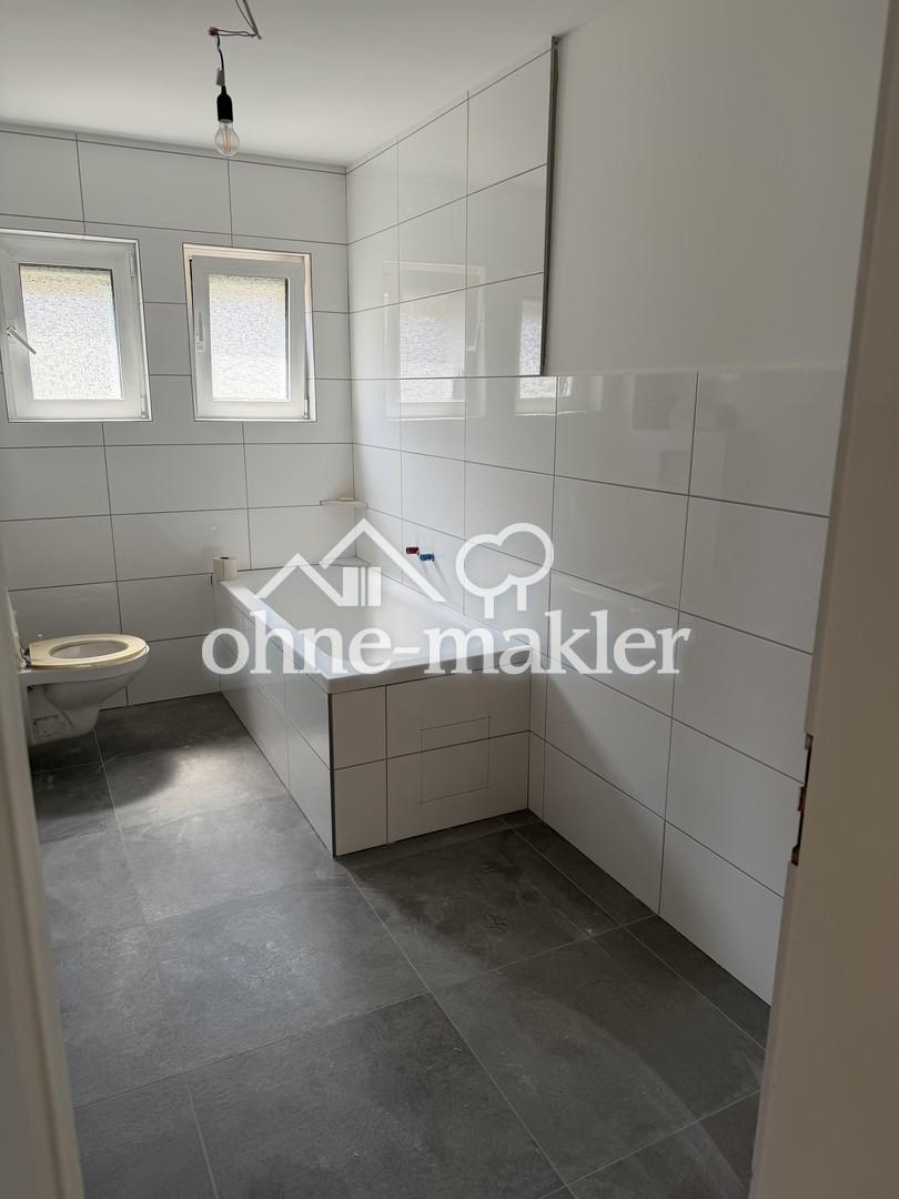 4,5 Zimmer Wohnung mit Balkon, Gartenmitbenutzung und 110qm Wohnfläche - Foto 1