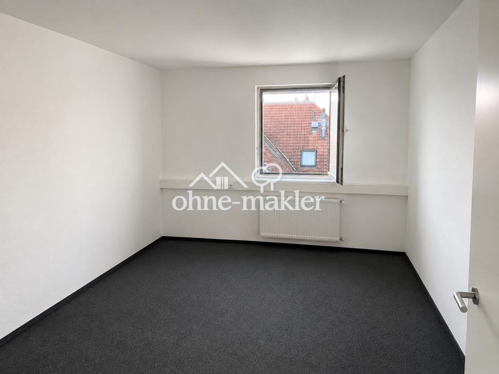 4-Zimmer Wohnung mit ruhigem Balkon in Singen in Top Lage zu vermieten - Photo 5