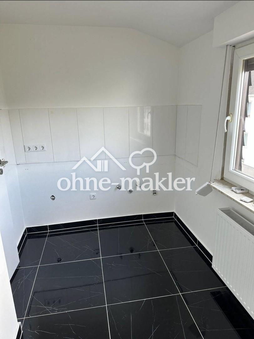 Sanierte 4-Zi Wohnung mit Balkon in Willroth - Photo 1