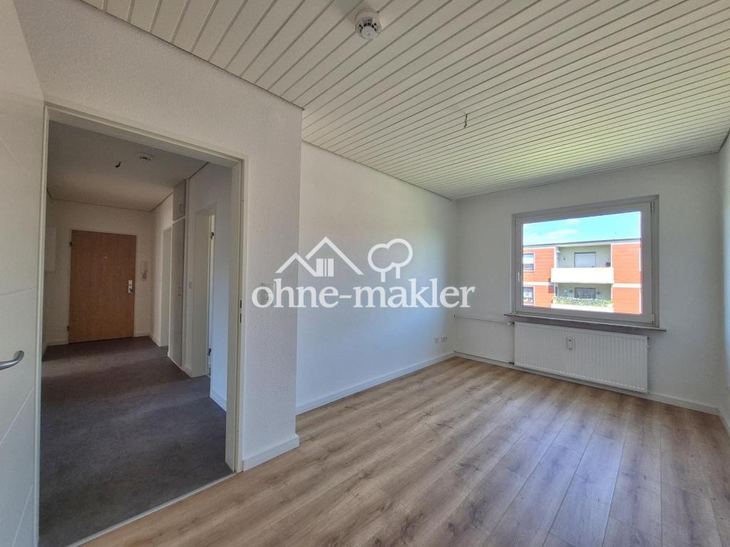 Nahe Bahnhof & Innenstadt: Helle 3-Zimmer-Wohnung mit Balkon & EBK - Photo 3