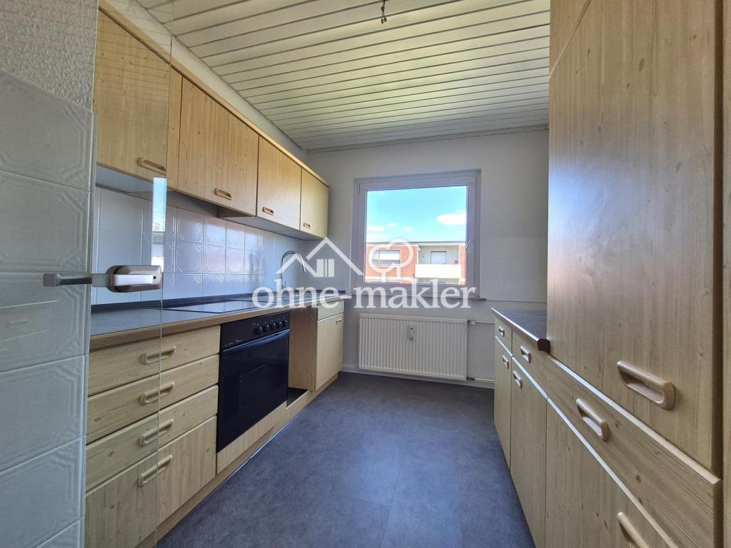 Nahe Bahnhof & Innenstadt: Helle 3-Zimmer-Wohnung mit Balkon & EBK - Photo 4