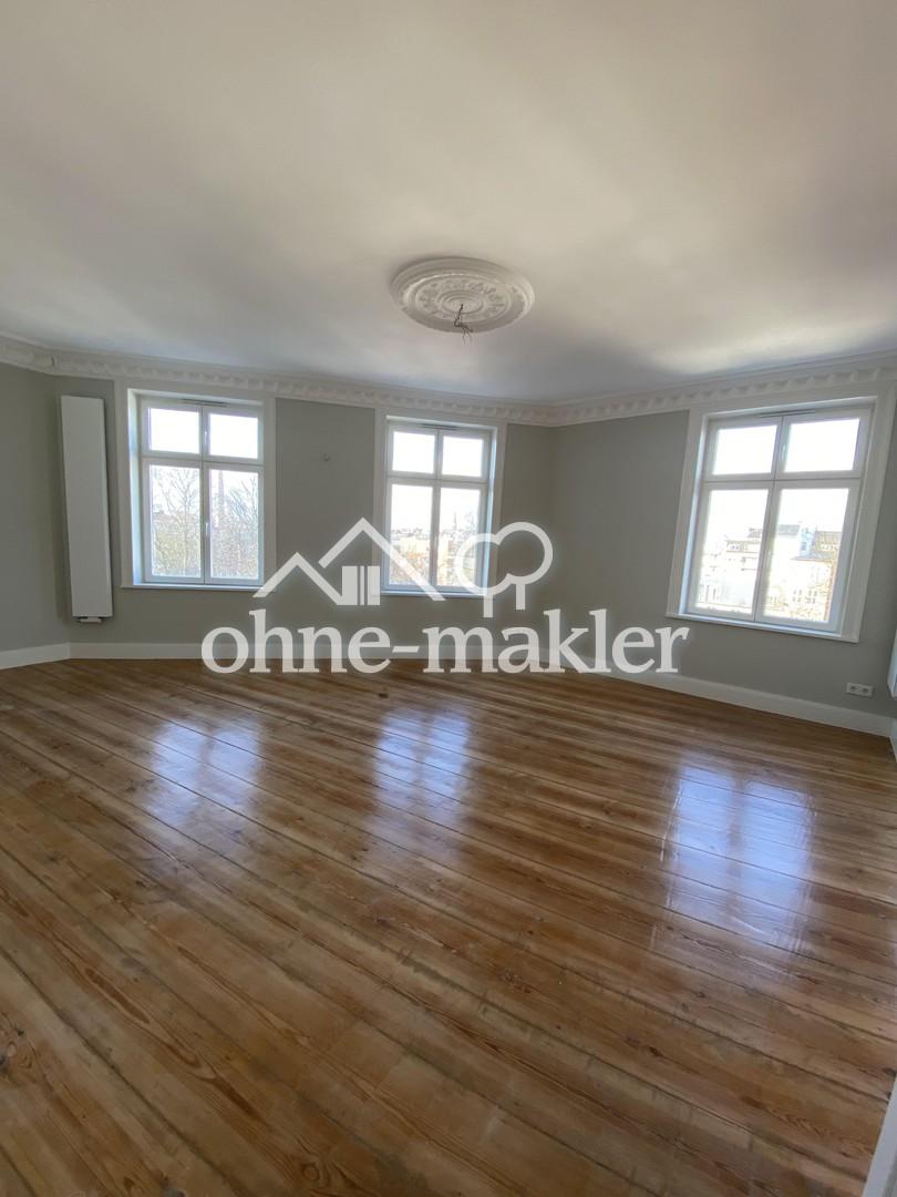 4 Zi Wohnung, WG geeignet, Jugendstil, saniert, EBK, auf Zeit bis 30.04.2027, ideal für Studenten - Photo 1
