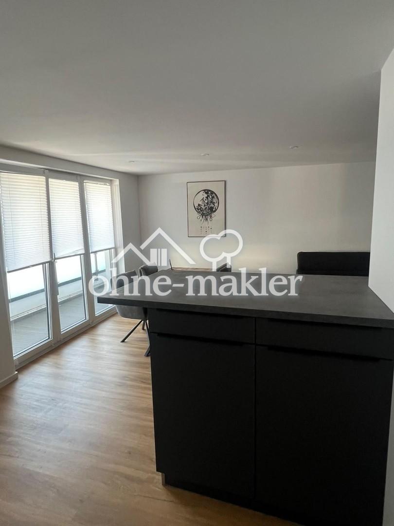 Modernes 2,5-Zi.-Penthouse mit Aufzug & Stellplatz – Solingen-Ohligs - Photo 1