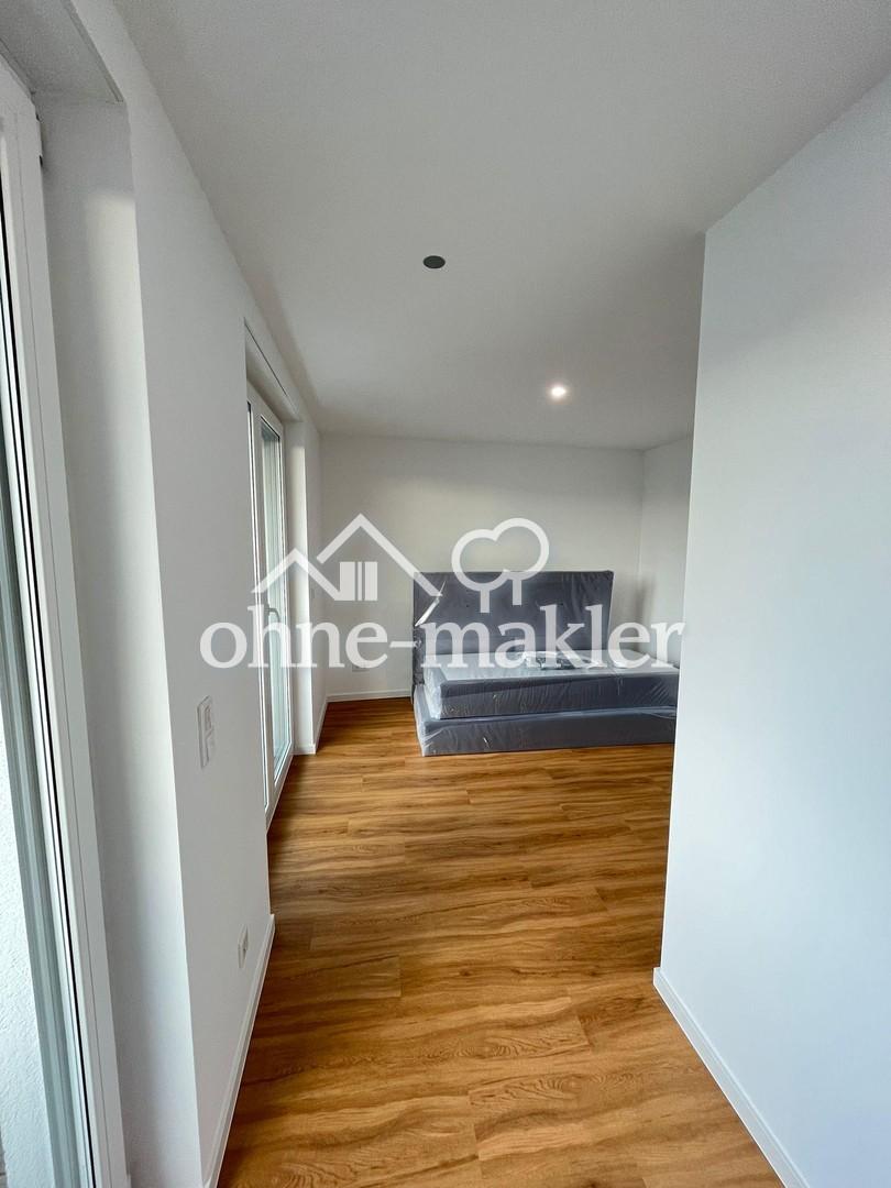 Modernes 2,5-Zi.-Penthouse mit Aufzug & Stellplatz – Solingen-Ohligs - Photo 4
