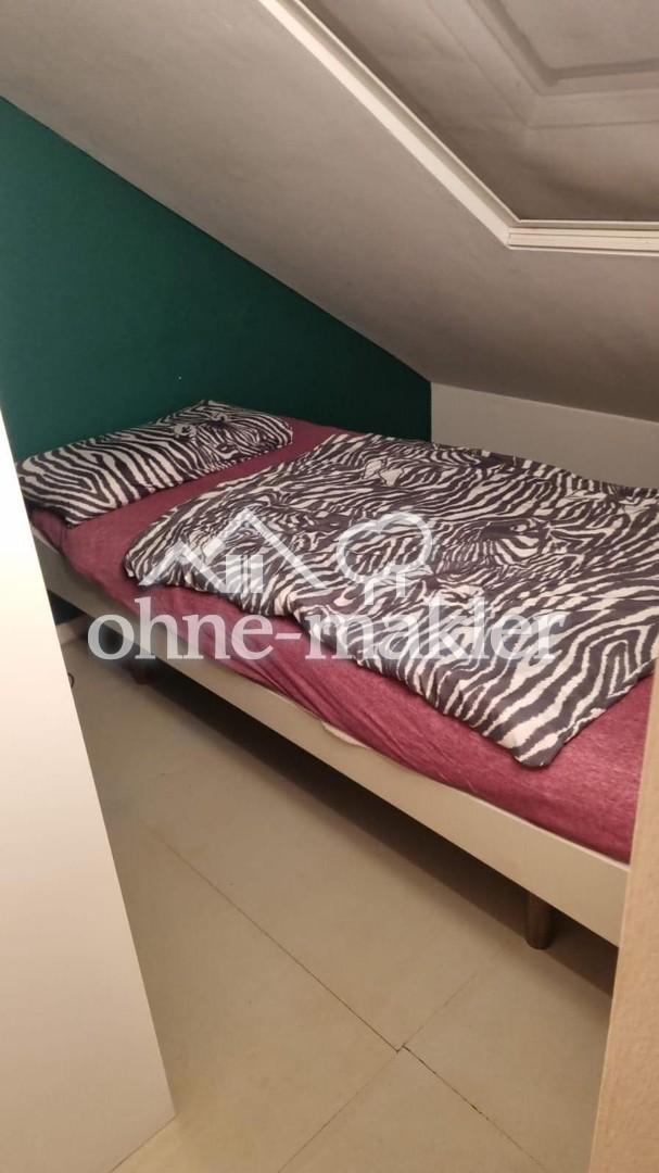 Helle, gemütliche DG Wohnung teilmöbliert - Photo 4
