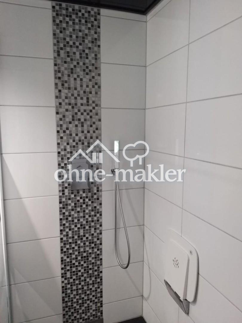Exklusive 4-Zimmer-Wohnung mit großzügiger Terrasse und Balkon in bester Lage - Foto 4