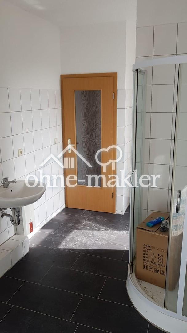 Geräumige 5-Raum-Wohnung mit Gartenanteil in Zwickau-Brand - Photo 2