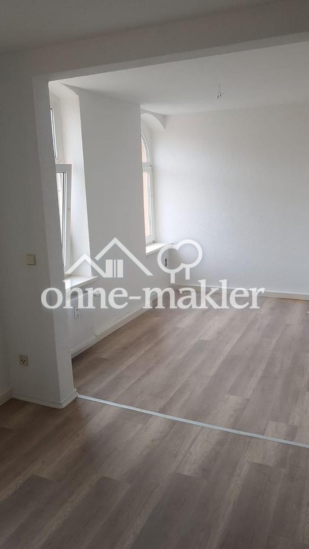 Geräumige 5-Raum-Wohnung mit Gartenanteil in Zwickau-Brand - Photo 1