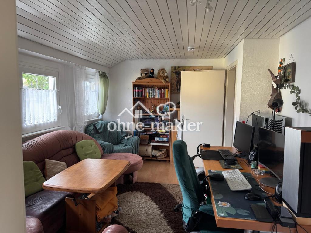 2-Zimmer-Dachgeschosswohnung m. EBK u. großen Garten in KN Uninähe - ZEITMIETVERTRAG - Foto 1