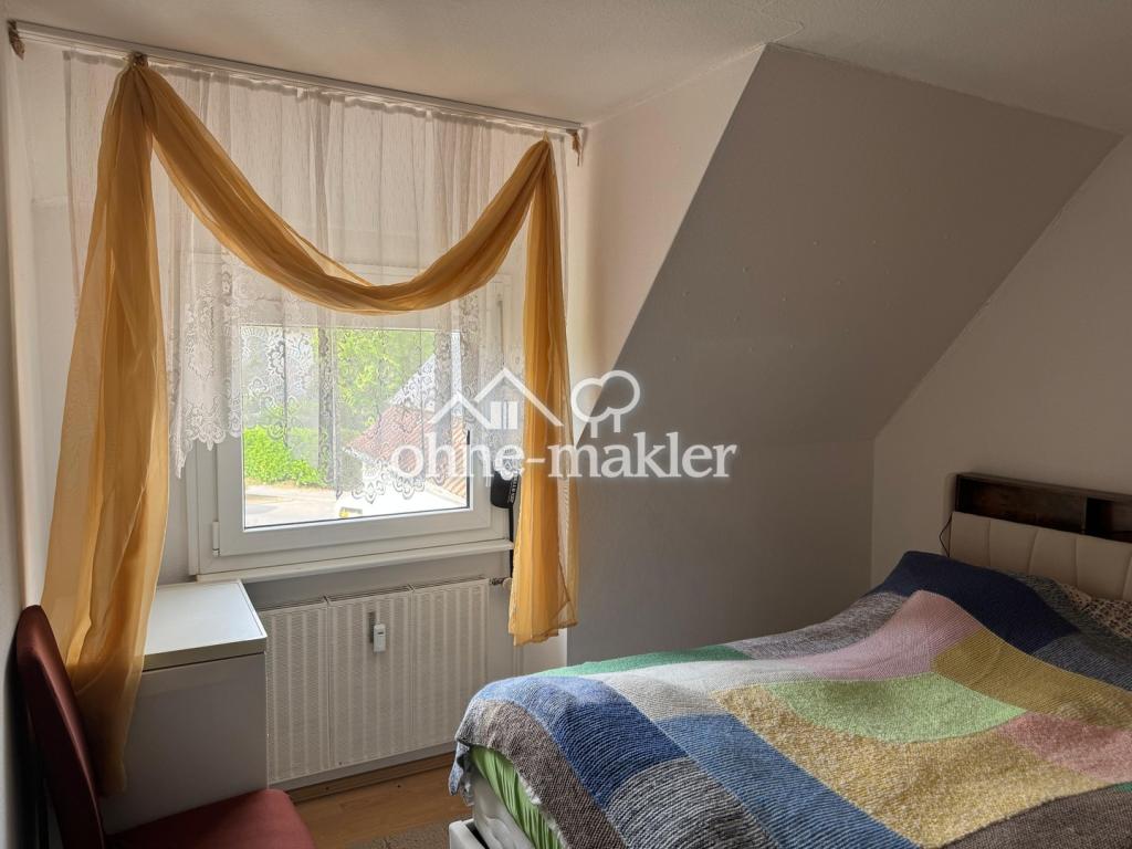 ZEITMIETVERTRAG! 2-Zimmer-Dachgeschosswohnung m. EBK u. großen Garten in KN Uninähe - Foto 3