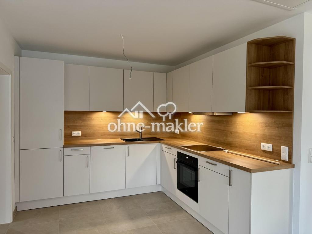 Helle 3-Zimmer Wohnung mit Einbauküche, großer Dusche, Balkon und Stellplatz - Photo 3