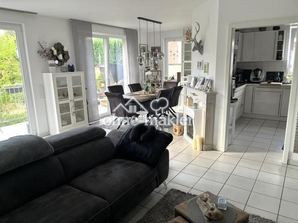 Hochwertige helle 3-Zi.-Whg., Einbauküche u. Balkon, in modernem 4-Fam.-Haus, Bestwohnlage Groovnähe - Foto 2