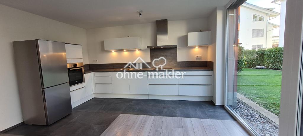 1.OG moderne 3,5 Zimmerwohnung mit Lift, Einbauküche, überdachtem Balkon, Abstellraum und Gäste WC - Photo 4