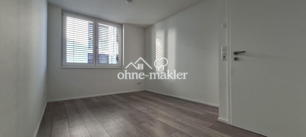 1.OG moderne 3,5 Zimmerwohnung mit Lift, Einbauküche, überdachtem Balkon, Abstellraum und Gäste WC - Photo 4