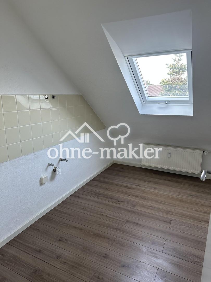 Gemütliche 3 Zimmer DG Wohnung - Photo 2