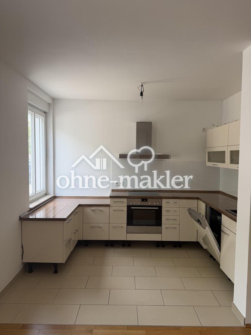 NEU modernisierte 2 Zimmer WHG mit Küche in der Bestlage - Photo 4