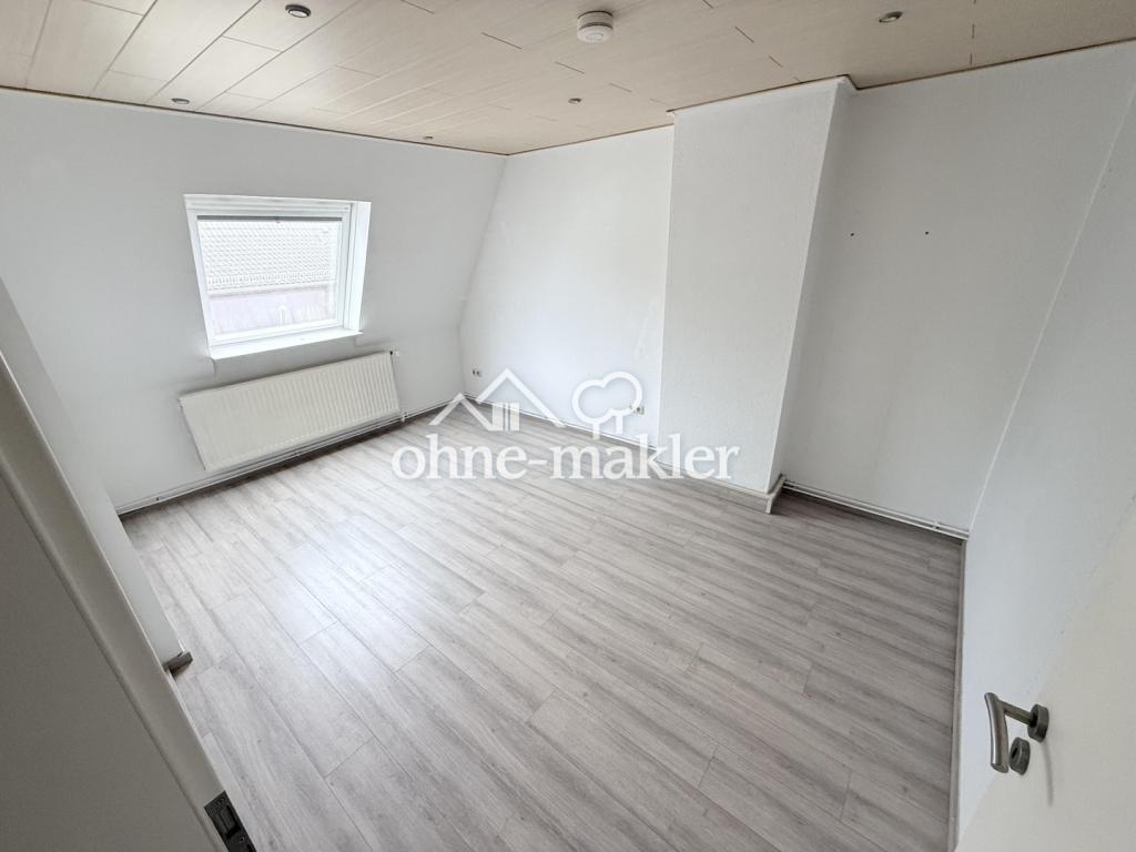 Moderne Eleganz: Stilvoll modernisierte Dachgeschosswohnung in bester Lage - Photo 5