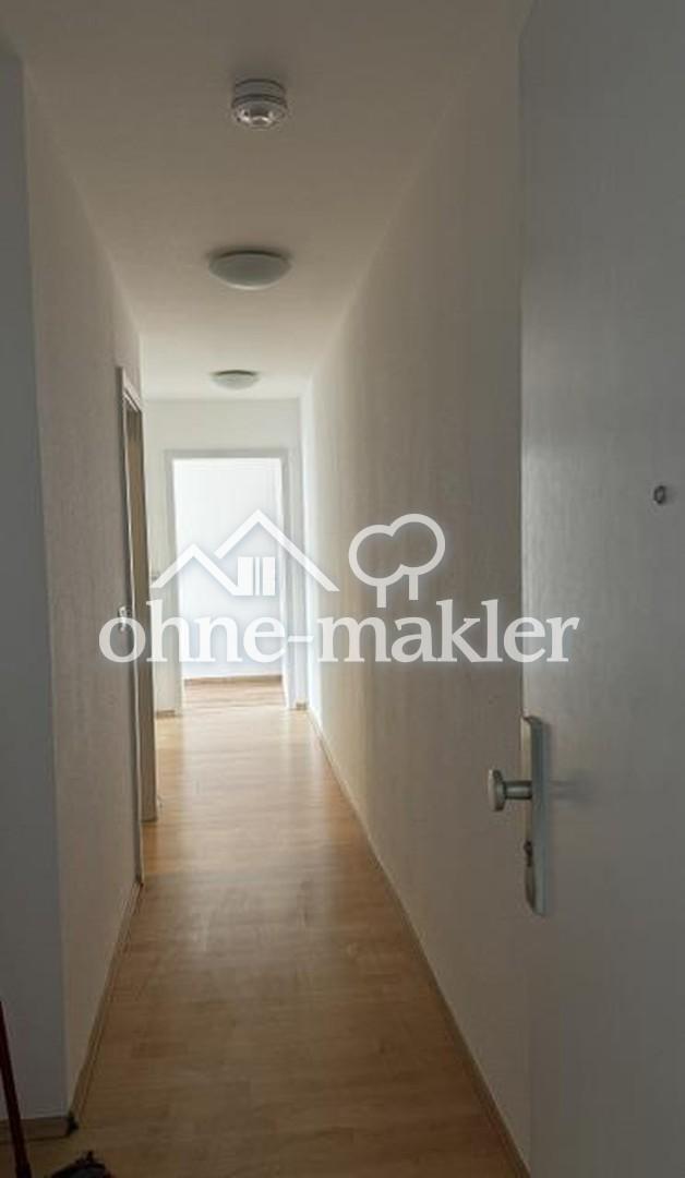 ! Roßlau - tolle - 2 Raum Wohnung m. Balkon ! AB SOFORT ! B5 - Foto 5
