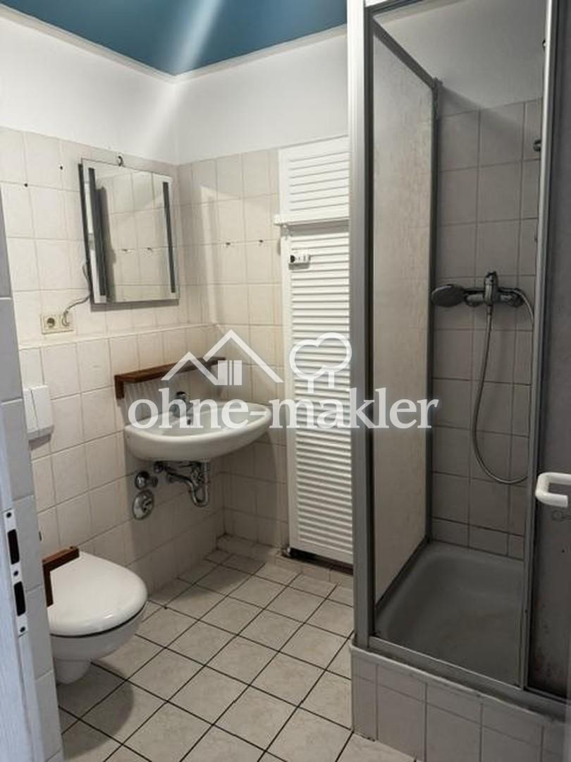 ! Roßlau - tolle - 2 Raum Wohnung m. Balkon ! AB SOFORT ! B5 - Foto 3