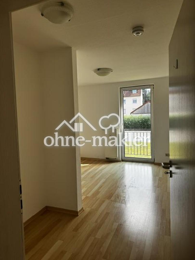 ! Roßlau - tolle - 2 Raum Wohnung m. Balkon ! AB SOFORT ! B5 - Foto 4