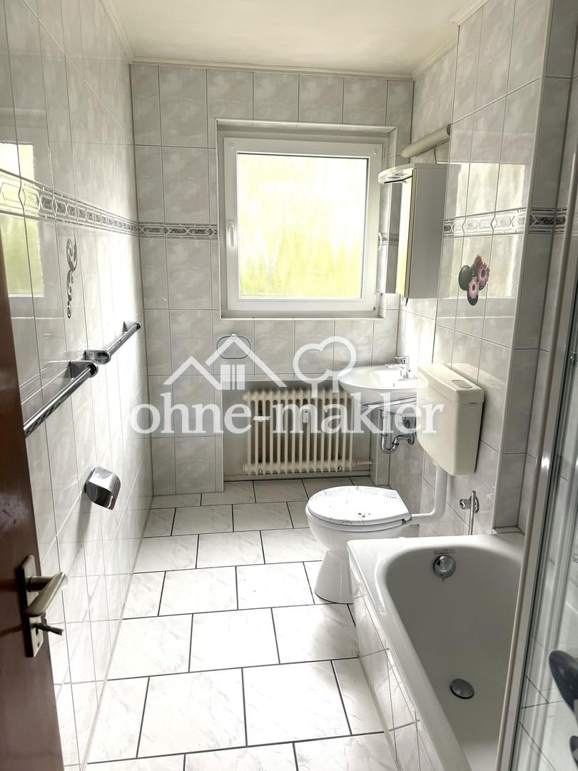Helle 3-Zimmer-Wohnung (95qm) in zentraler Lage mit Balkon - Foto 1