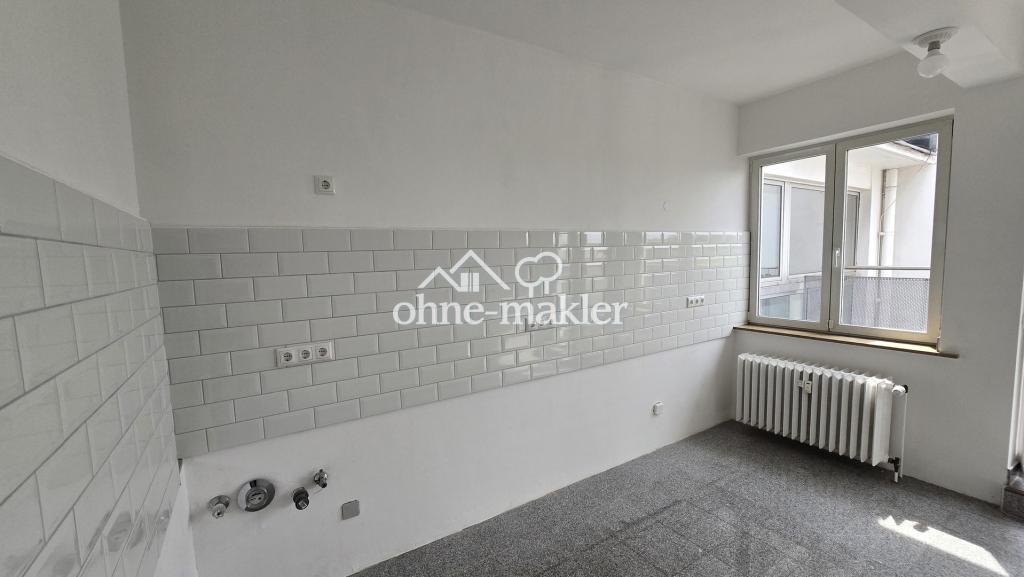 Großzügige sanierte 5 Zimmer Etagenwohnung in Rüttenscheid mit Balkon, Gäste Bad, Aufzug, 4. OG - Photo 3