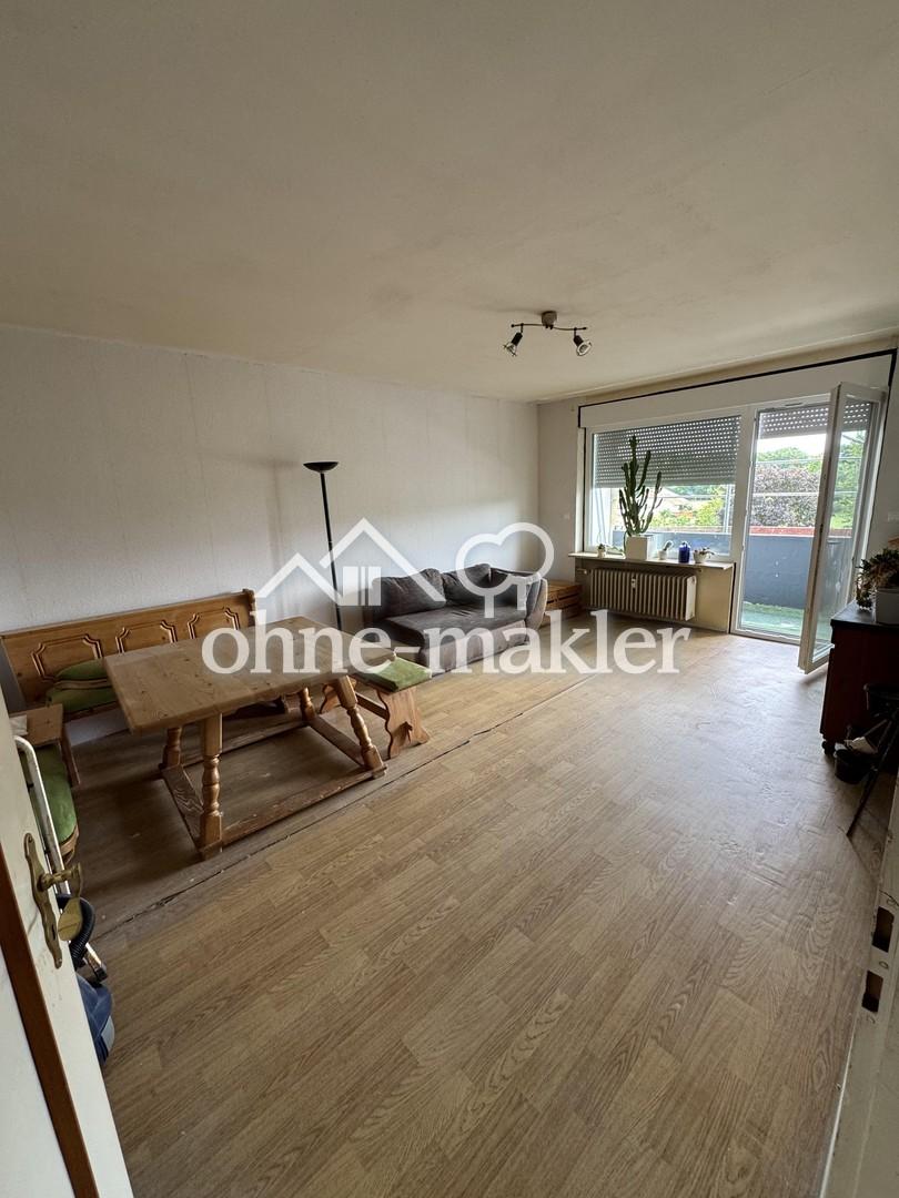 Helle 3,5 Zimmer-Wohnung mit Balkon, Aufzug und neuem Badezimmer - Photo 2