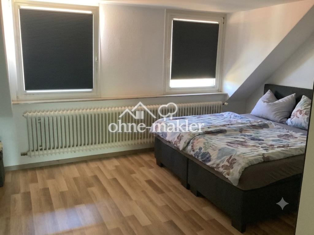 Charaktervolles Baudenkmal: Charmante 3-Zimmer-Wohnung (1850) für Paare, Kleinfamilie oder 2er-WG - Photo 4