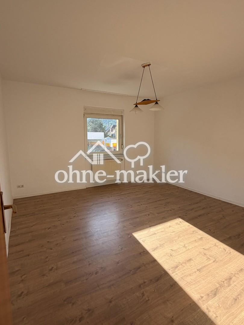 Stuttgart Süd Bestlage - 2-Zimmer-Wohnung mit großem Balkon ins Grüne in Stuttgart-Süd - Photo 1