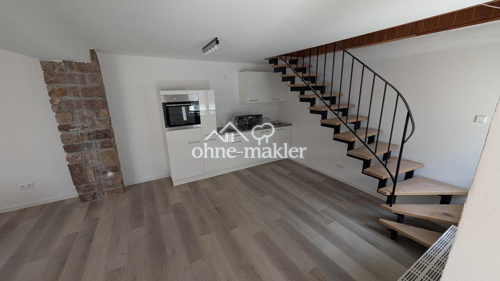 Kernsaniertes Reihenmittelhaus/Wohnung auf 2 Ebenen und neuer Einbauküche in Bruchsal-Heidelsheim - Foto 2